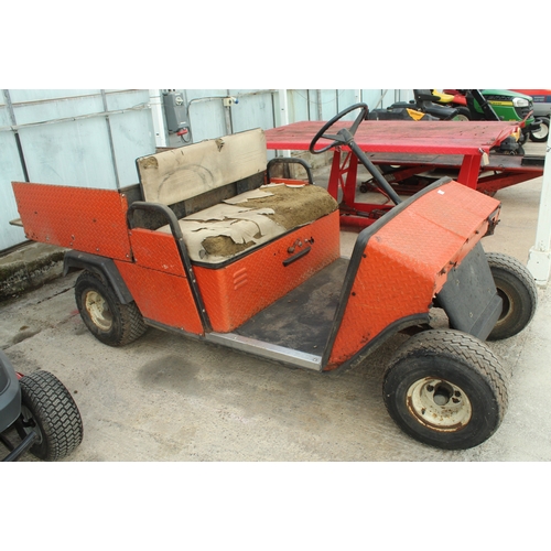 109 - A JACOBSON GOLF BUGGY DRIVEN INTO THE SHED IN GOOD ORDER + VAT