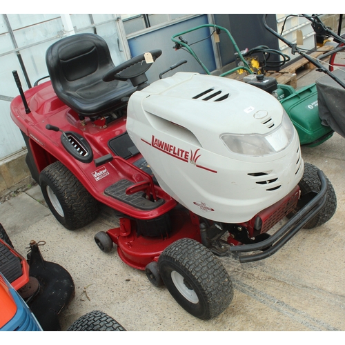 110 - A LAWNFLITE GLX92 RIDE ON MOWER, STARTS FIRST TIME IN WORKING ORDER KEY IN THE PAY OFFICE  NO VAT