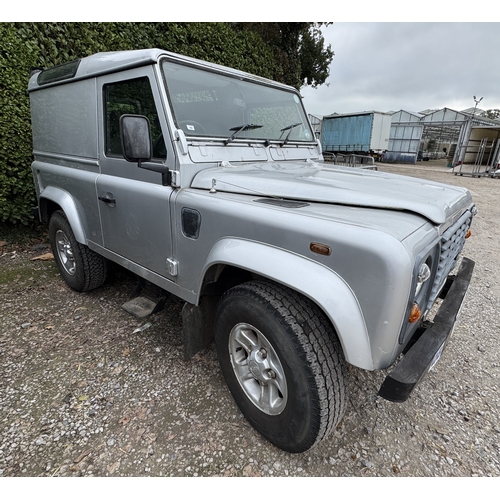 180 - A SILVER LAND ROVER DEFENDER 90 COUNTY TD5 4 X 4  DC05FJN FIRST REG 11/08/05 DIESEL MANUAL ONE OWNER... 