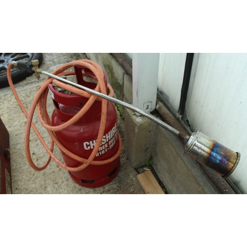 367 - A WEED BURNER & BOTTLE NO VAT