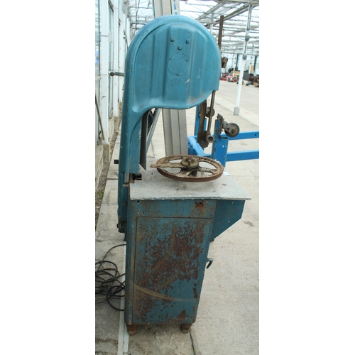 92 - A BIRO MODEL 22 SAW IN GOOD WORKING ORDER, REQUIRES BLADE  NO VAT