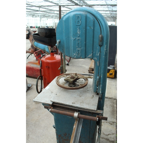 92 - A BIRO MODEL 22 SAW IN GOOD WORKING ORDER, REQUIRES BLADE  NO VAT