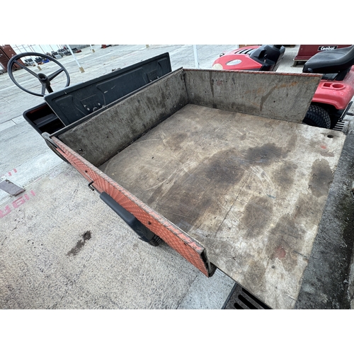 109 - A JACOBSON GOLF BUGGY DRIVEN INTO THE SHED IN GOOD ORDER + VAT
