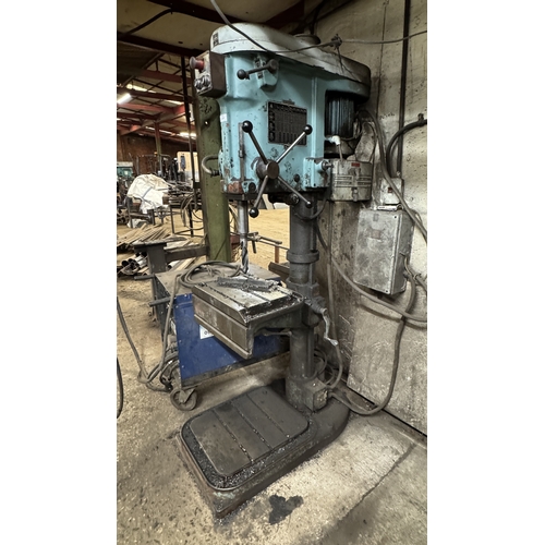 110 - A HEAVY DUTY UPRIGHT 3 PHASE METAL WORKING PILLAR DRILL GOOD WORKING ORDER WHILST ALL DESCRIPTIONS A... 