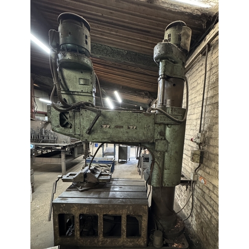 116 - A LARGE HEAVY DUTY RICHMOND 3 PHASE METAL WORKING PILLAR DRILL, GOOD WORKING ORDER WHILST ALL DESCRI... 