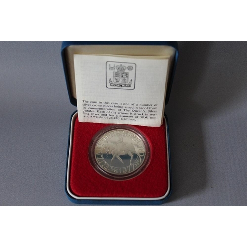 23 - A ROYAL MINT 1977 CROWN, in original presentation case