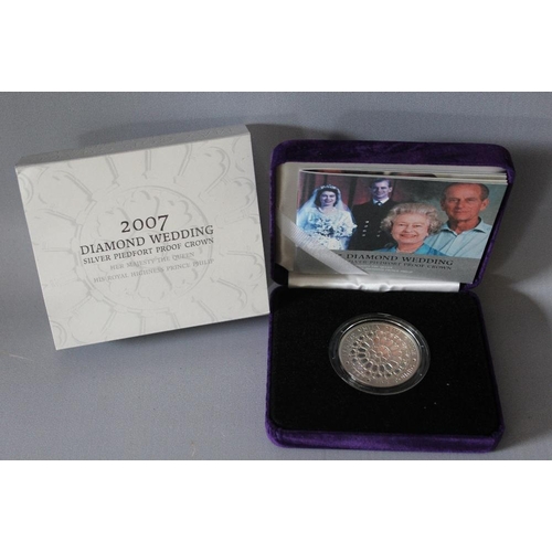 24 - A ROYAL MINT 2007 'DIAMOND WEDDING' PIEDFORT SILVER PROOF CROWN, with COA/Booklet, in original prese... 