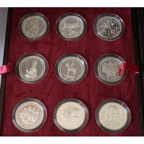 4 - A ROYAL MINT QUEEN ELIZABETH II 40TH ANNIVERSARY CORONATION SILVER PROOF CROWN COLLECTION - EIGHTEEN... 