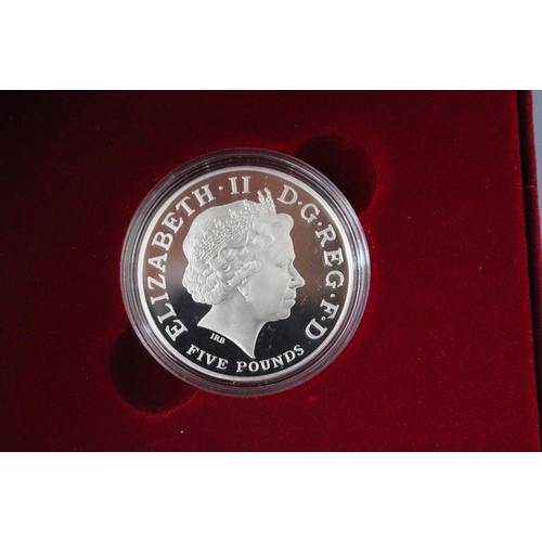 47 - A ROYAL MINT 'HER MAJESTY THE QUEEN ELIZABETH THE QUEEN MOTHER' SILVER PROOF MEMORIAL CROWN, with CO... 