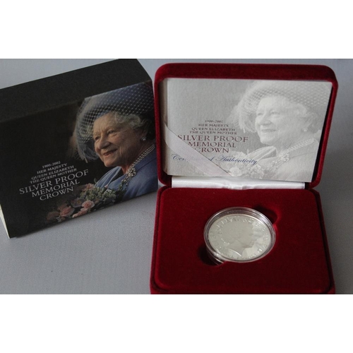 47 - A ROYAL MINT 'HER MAJESTY THE QUEEN ELIZABETH THE QUEEN MOTHER' SILVER PROOF MEMORIAL CROWN, with CO... 