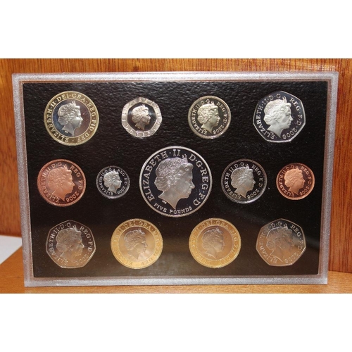 50 - A ROYAL MINT 2006 EXECUTIVE PROOF COLLECTION THIRTEEN COIN SET, comprising £5, £2 (3), £1, 50 pence ... 