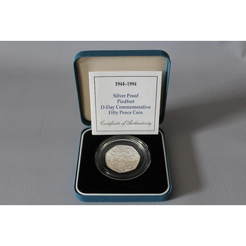 81 - A ROYAL MINT 'D-DAY' COMMEMORATIVE 50 PENCE SILVER PROOF PIEDFORT COIN, with COA/Booklet, in origina... 