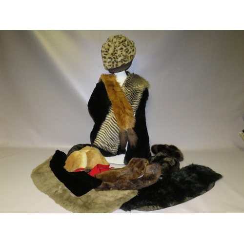 72 - A COLLECTION OF VINTAGE FUR AND FAUX FUR HATS, COLLARS AND STOLES ETC (14)