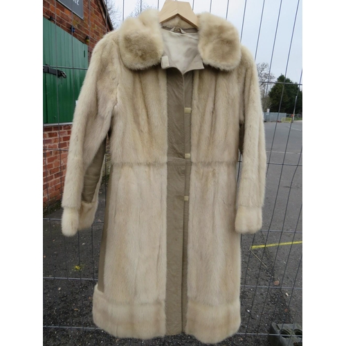 79 - A VINTAGE CREAM / PEARL MINK FUR AND LEATHER COAT, fully lined, velcro fasteners, approx size 36