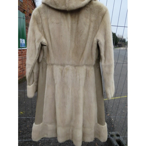 79 - A VINTAGE CREAM / PEARL MINK FUR AND LEATHER COAT, fully lined, velcro fasteners, approx size 36