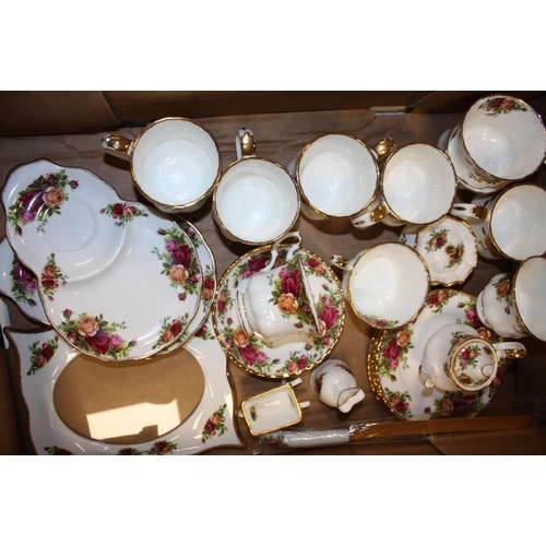119 - THREE TRAYS OF ROYAL ALBERT OLD COUNTRY ROSES CHINA TEA AND DINNERWARE TO INCLUDE COFFEE POTS, DINNI... 