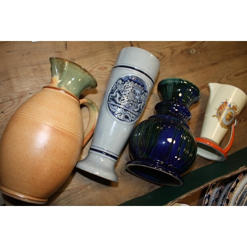 98 - TWO TRAYS OF ASSORTED CERAMICS TO INCLUDE A FLORAL AYNSLEY TEACUP, SYLVAC VASE ETC