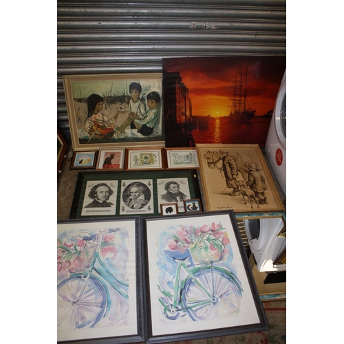 19 - A QUANTITY OF ASSORTED PICTURES AND PRINTS