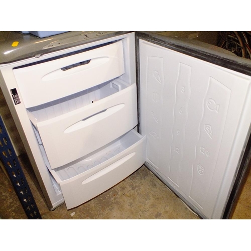 513 - A HOTPOINT FUTURE FREEZER HOUSE CLEARANCE