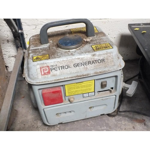 524 - A PERFORMANCE 780W PETROL GENERATOR