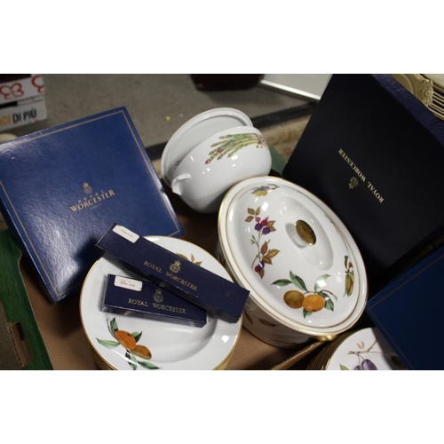 110 - THREE TRAYS OF ROYAL WORCESTER EVESHAM CHINA TO INCLUDE A OVAL LIDDED COOKING POT, DINING PLATES ETC... 