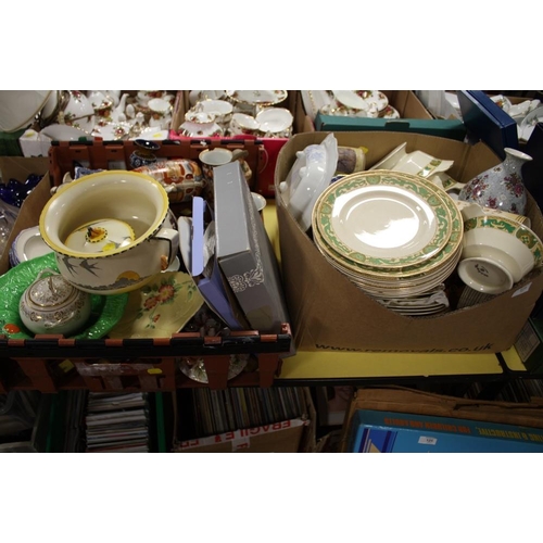 111 - TWO TRAYS OF ASSORTED CERAMICS TO INCLUDE WOODS IVORY WARE, BURLEIGH WARE SUN RAY EXAMPLES