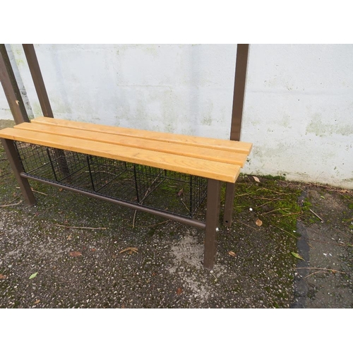 600 - A VINTAGE INDUSTRIAL STYLE P E / CLOAKROOM BENCH H 182 cm, W 114 cm