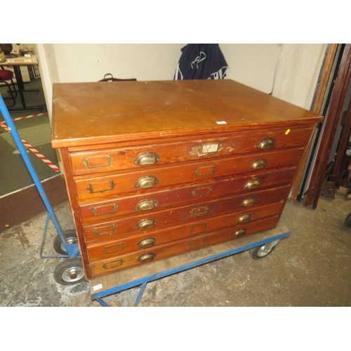 601 - A VINTAGE SIX DRAWER PLAN CHEST, H-73 W-116 D-80 CM