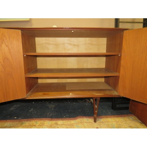 629 - A RETRO TEAK LONG SIDEBOARD WITH FOUR DRAWERS H-84 W-221 D-45 CM