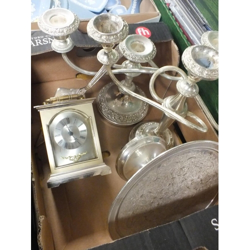 77 - A TRAY OF MOSTLY PLAIN WHITE TEAPOTS TOGETHER WITH A TRAY OF GLASSWARE AND A SMALL TRAY OF METALWARE... 