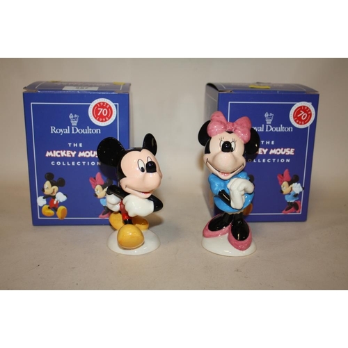 257 - A PAIR OF BOXED ROYAL DOULTON MICKEY MOUSE COLLECTION FIGURES OF MICKEY AND MINNIE MOUSE WITH GOLD B... 