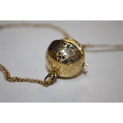 357 - A JAQUET-DROZ INCABLOC YELLOW METAL SWIVEL PENDANT WATCH ON CHAIN STAMPED 9K