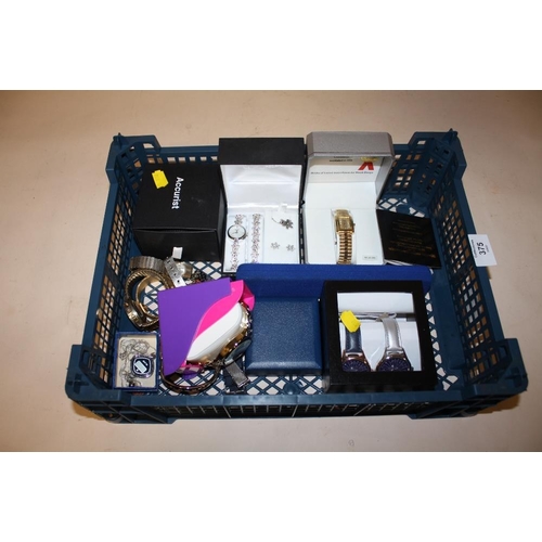 375 - A TRAY OF MODERN LADIES WRISTWATCHES