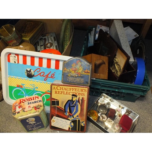 146 - TWO TRAYS OF COLLECTABLES TO INCLUDE CUFFLINKS, MINIATURE TRINKET POTS, SERVING TRAYS AND VINTAGE TI... 