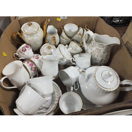 168 - A BOX OF ASSORTED CHINA TO INCLUDE QUEENS CHINA