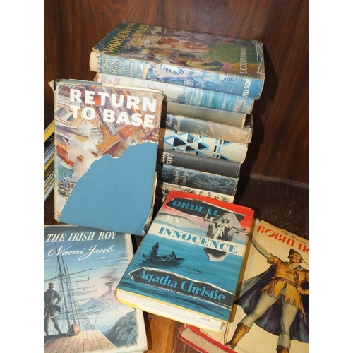 228 - A COLLECTION OF 1950S ERA BOOKS TO INCLUDE ROBIN HOOD, NANCY WAKE, AGATHA CHRISTIE'S 'ORDEAL BY INNO... 