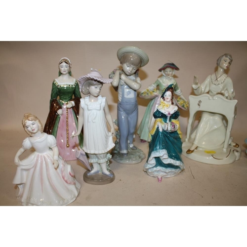 402 - A COLLECTION OF ASSORTED CERAMIC LADY FIGURES TO INCLUDE COALPORT AND OTHER EXAMPLES A/F