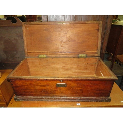 708 - AN ANTIQUE MAHOGANY TRUNK WITH TWO CARRY HANDLES AND NAME PLAQUE     - K. HILL W-  CM