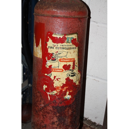 533A - TWO VINTAGE FIRE EXTINGUISHERS A/F