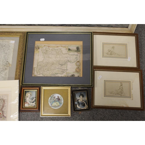 41 - A COLLECTION OF PRINTS AND VINTAGE MAPS ETC.