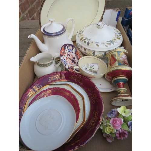 184 - TWO TRAYS OF CHINA AND CERAMICS TO INCLUDE NORITAKE, BESWICK ETC.