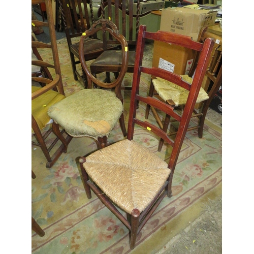 729 - A MIXED SET OF SEVEN ASSORTED CHAIRS TO INC A PAIR OF 1930 BARLEYTWIST EXAMPLES (7)
