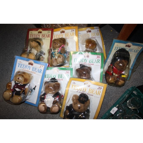 166 - A COLLECTION OF BOXED 'THE TEDDY BEAR COLLECTION' BEARS (8)