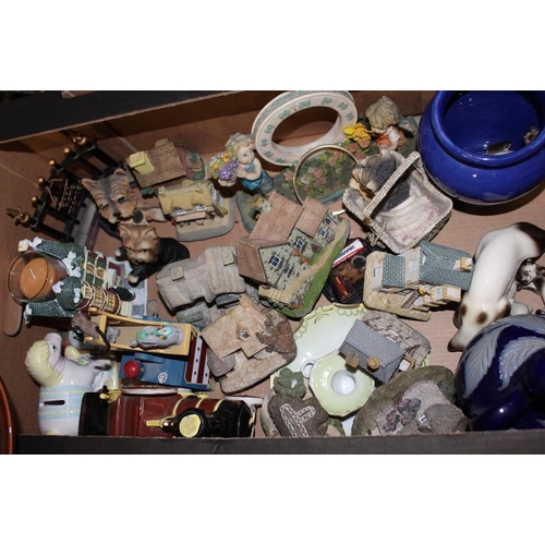 124 - THREE BOXES OF CERAMICS AND GLASSWARE TO INCLUDE A COLLECTION OF COTTAGE FIGURES, RETRO DRINKING GLA... 