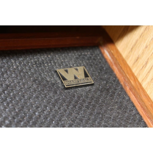 138 - A WHARFEDALE LINTON TURNTABLE AND A PAIR OF WHARFEDALE LINTON 2 SERIES SPEAKERS