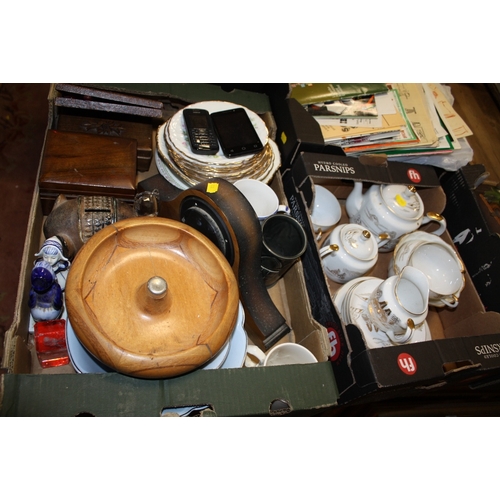 154 - A TRAY OF ASSORTED COLLECTABLES TO INCLUDE A CRYSTAL CAT FIGURE, MOBILE PHONES ETC, TOGETHER WITH A ... 