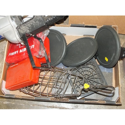 118 - THREE BOXES CONTAINING A SELECTION OF ITEMS TO INCLUDE A BOX OF CREDIT CARD READERS, HOOPLA GAME, TH... 