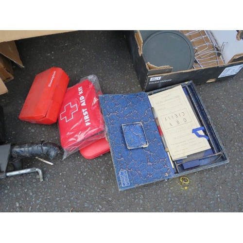 118 - THREE BOXES CONTAINING A SELECTION OF ITEMS TO INCLUDE A BOX OF CREDIT CARD READERS, HOOPLA GAME, TH... 