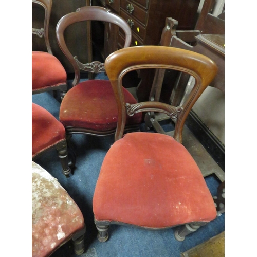 750 - A MIXED SET OF SEVEN ASSORTED VICTORIAN CHAIRS A/F