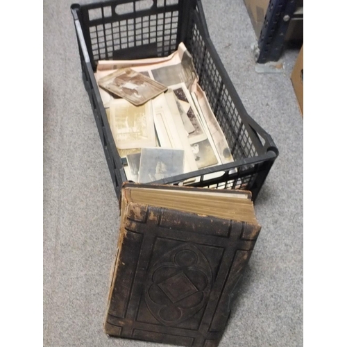 209 - A VICTORIAN PHOTOGRAPH ALBUM TOGETHER WITH LOOSE PHOTOS